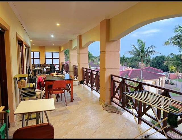 3 BEDROOM PROPERTY TO RENT IN MANABA BEACH